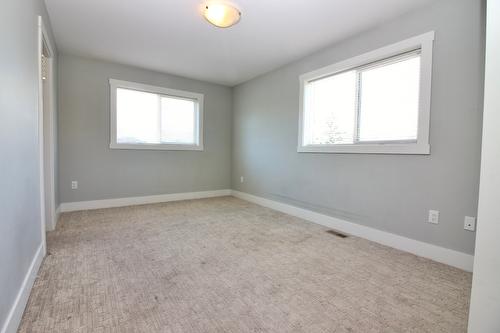 1480 Inkar Road, Kelowna, BC - Indoor Photo Showing Other Room