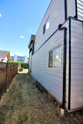 1480 Inkar Road, Kelowna, BC - Outdoor With Exterior