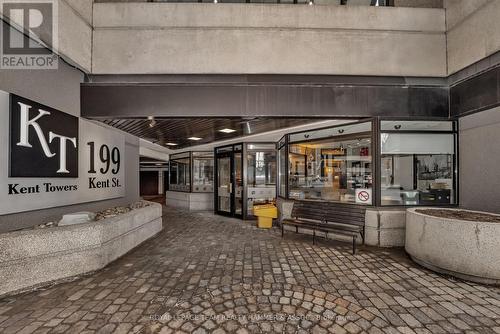 1701 - 199 Kent Street, Ottawa, ON - Outdoor