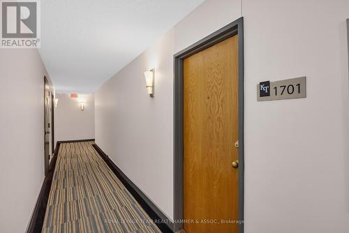 1701 - 199 Kent Street, Ottawa, ON - Indoor Photo Showing Other Room