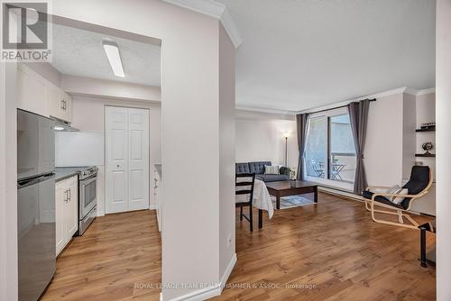 1701 - 199 Kent Street, Ottawa, ON - Indoor Photo Showing Kitchen