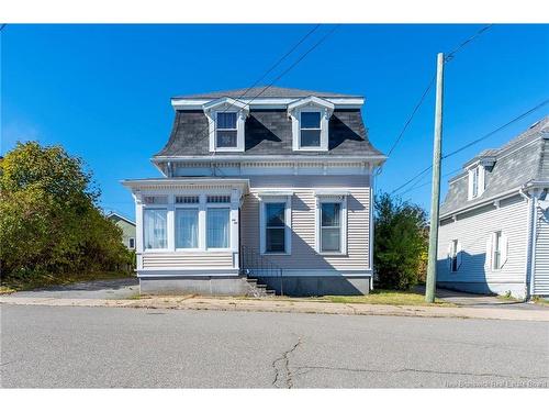 201-203 Guilford ST  Saint John, NB E2M 1V8