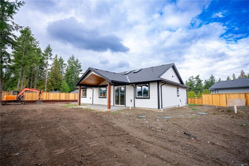 1944 Woobank Rd, Nanaimo, BC 