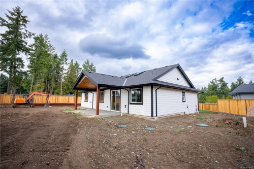 1944 Woobank Rd, Nanaimo, BC 