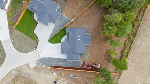 1944 Woobank Rd, Nanaimo, BC 