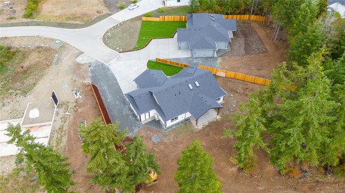 1944 Woobank Rd, Nanaimo, BC 