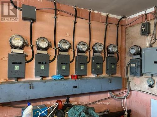 35 Aqueduct Street, Welland (Prince Charles), ON - Indoor