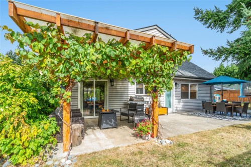 3993 Uplands Dr, Nanaimo, BC 