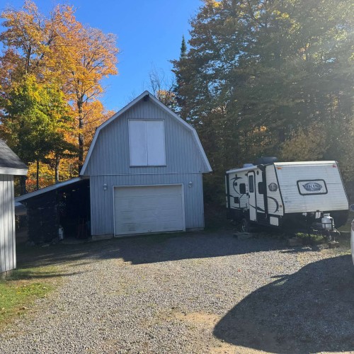 Garage - 291 Ch. De La Coureuse, Saint-Mathieu-Du-Parc, QC - Outdoor