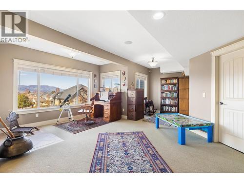 5450 South Perimeter Way, Kelowna, BC - Indoor Photo Showing Other Room