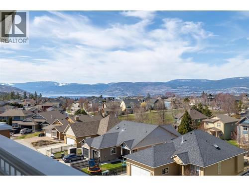 5450 South Perimeter Way, Kelowna, BC - Outdoor With View