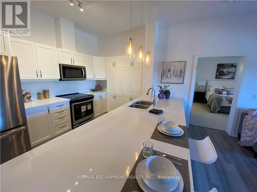 403 - 39 SISTER VARGA TERRACE  Hamilton, ON L9B 0J7