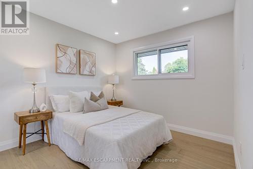 13 Skyland Drive, Hamilton, ON - Indoor Photo Showing Bedroom