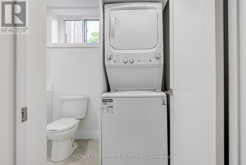 13 Skyland Drive, Hamilton, ON - Indoor Photo Showing Laundry Room