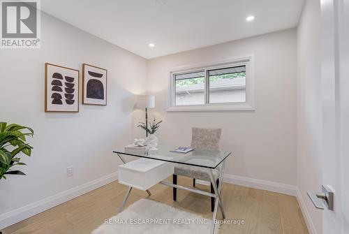 13 Skyland Drive, Hamilton, ON - Indoor