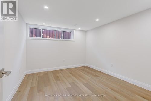 13 Skyland Drive, Hamilton, ON - Indoor Photo Showing Other Room