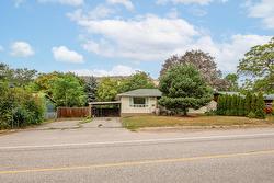 184 Snowsell Street  Kelowna, BC V1V 2E2