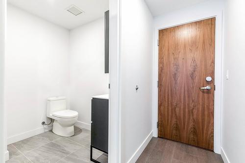 Bathroom - 1514-1500 Boul. René-Lévesque O., Montréal (Ville-Marie), QC - Indoor Photo Showing Bathroom