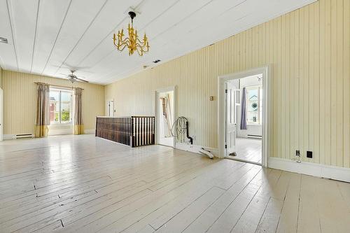 Mezzanine - 10090 Rue St-Vincent, Mirabel, QC - Indoor Photo Showing Other Room