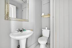 Powder room - 
