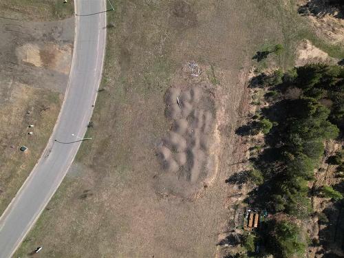 2015 Foothill Drive, Thunder Bay, ON 