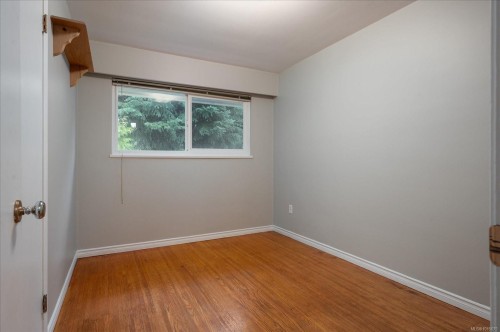 2385 Marlborough Dr, Nanaimo, BC 