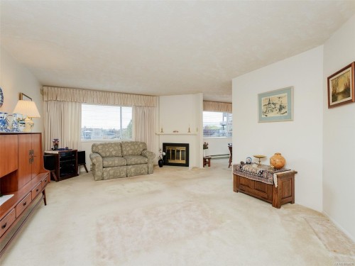 301-2354 Brethour Ave, Sidney, BC - Indoor With Fireplace