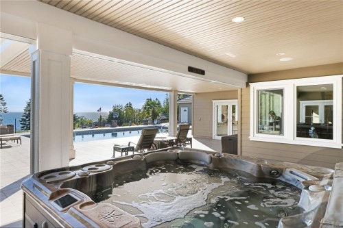 6480 Eagles Dr, Courtenay, BC 