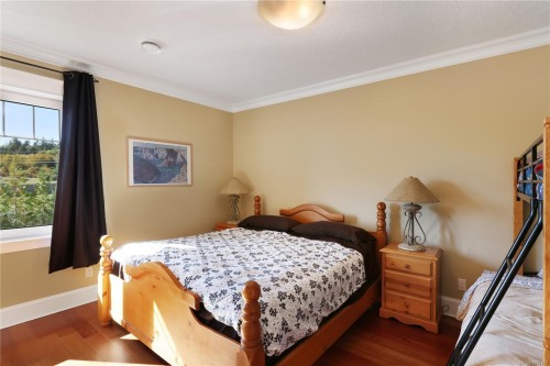 6480 Eagles Dr, Courtenay, BC 