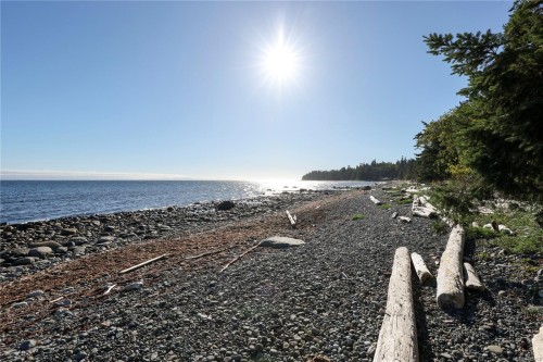 6480 Eagles Dr, Courtenay, BC 