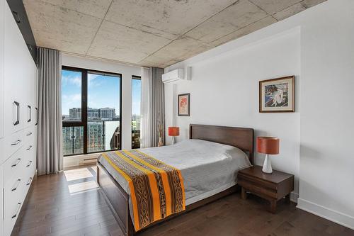 Chambre à coucher principale - 1702-195 Rue Peel, Montréal (Le Sud-Ouest), QC - Indoor Photo Showing Bedroom