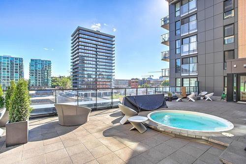 Spa - 1702-195 Rue Peel, Montréal (Le Sud-Ouest), QC - Outdoor