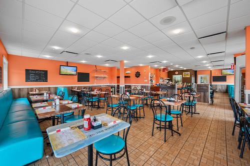 Restaurant - 425 Rue Principale, Upton, QC - Indoor