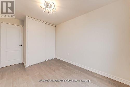 325 - 16 Elgin Street N, Markham, ON - Indoor Photo Showing Other Room