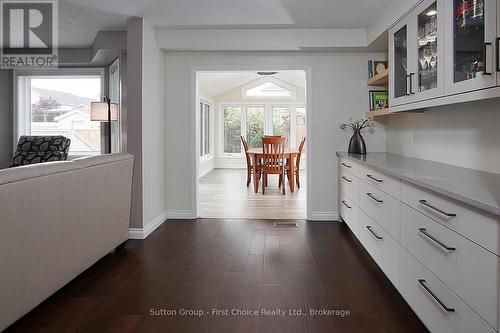 293 Huck Crescent, Kitchener, ON - Indoor Photo Showing Other Room