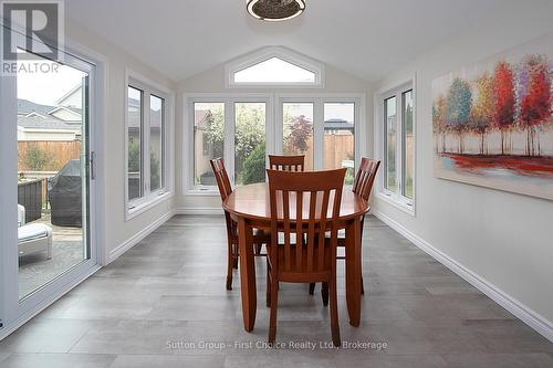 293 Huck Crescent, Kitchener, ON - Indoor Photo Showing Dining Room