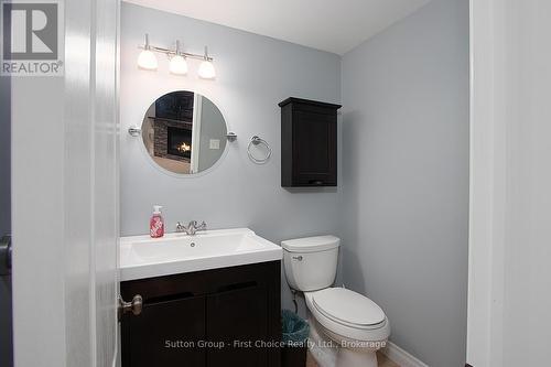 293 Huck Crescent, Kitchener, ON - Indoor Photo Showing Bathroom