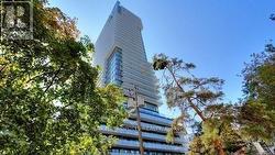 301 - 185 ROEHAMPTON AVENUE  Toronto, ON M4P 0C6