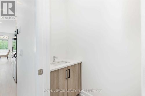 7214 Parsa Street, Niagara Falls, ON - 