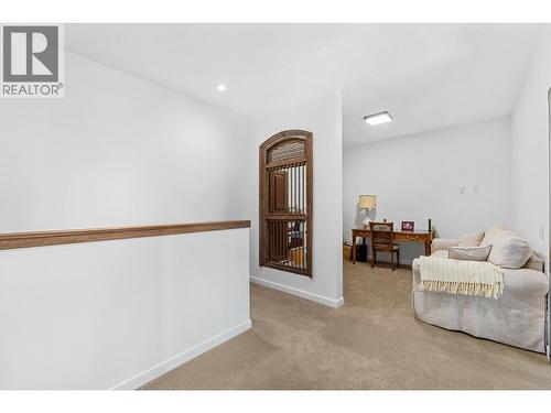 2693 Gore Street, Kelowna, BC - Indoor Photo Showing Other Room