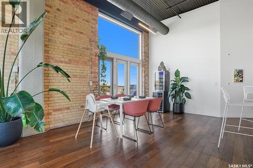503 211 D Avenue N, Saskatoon, SK - Indoor Photo Showing Dining Room