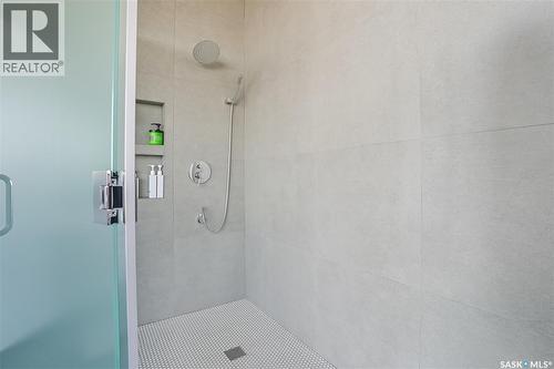 503 211 D Avenue N, Saskatoon, SK - Indoor Photo Showing Bathroom