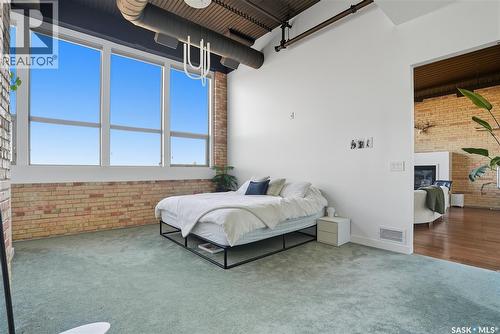 503 211 D Avenue N, Saskatoon, SK - Indoor Photo Showing Bedroom