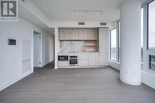 1307 - 28 Ann Street, Mississauga, ON - Indoor