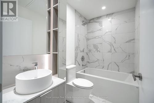 1307 - 28 Ann Street, Mississauga, ON - Indoor Photo Showing Bathroom