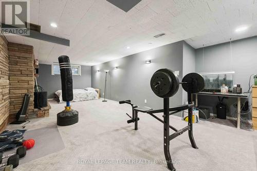 2353 Georgina Drive, Ottawa, ON - Indoor