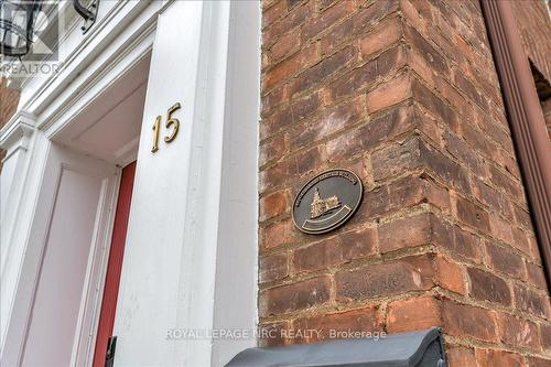 15 Trafalgar Street, St. Catharines (Downtown), ON - Indoor Photo Showing Bathroom