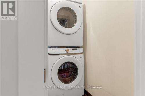 15 Trafalgar Street, St. Catharines (Downtown), ON - Indoor Photo Showing Laundry Room