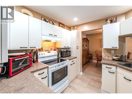 Kitchen - 337 Mckinney Road Unit# 104, Oliver, BC - Indoor Photo Showing Kitchen