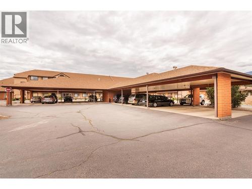 Parking area - 337 Mckinney Road Unit# 104, Oliver, BC - Outdoor
